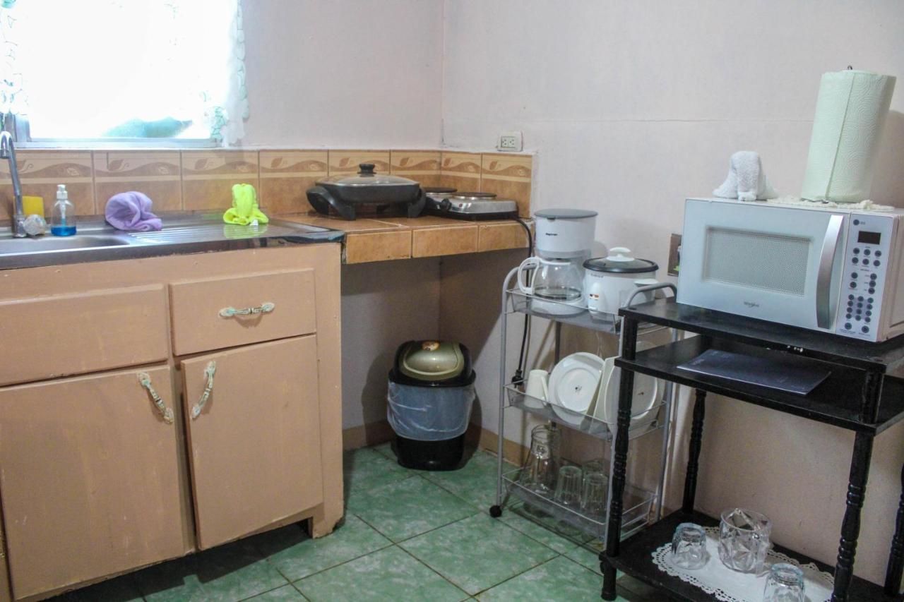 Apartamentos Mary Quesada (Alajuela) Exterior foto