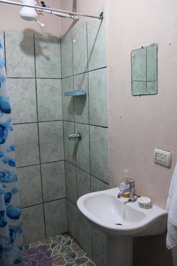 Apartamentos Mary Quesada (Alajuela) Exterior foto